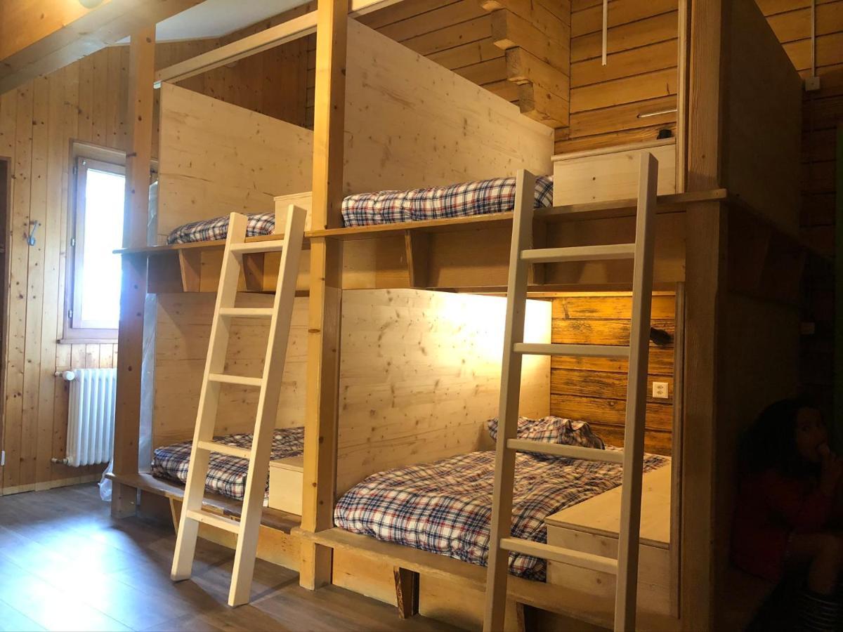 Freeride Hostel 莱斯·克洛塞特斯 外观 照片
