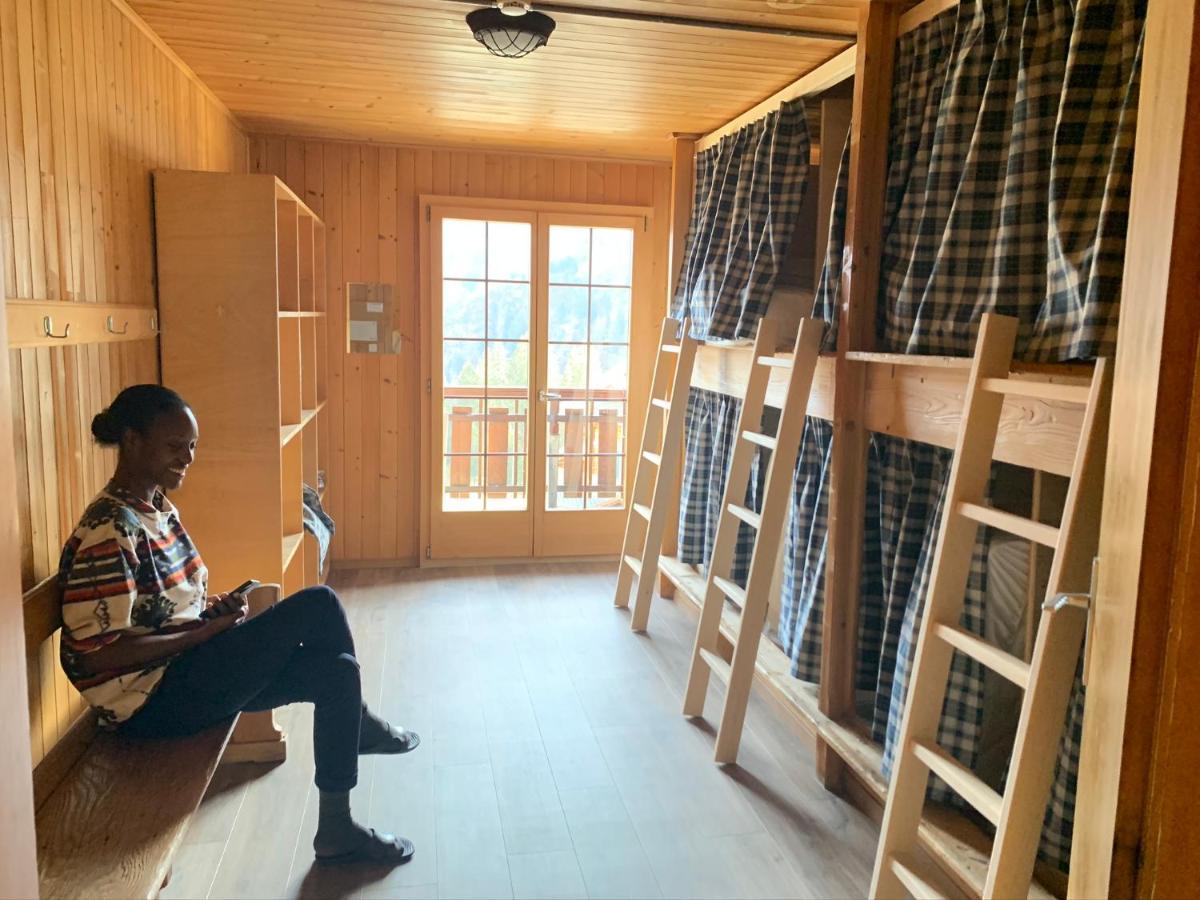 Freeride Hostel 莱斯·克洛塞特斯 外观 照片