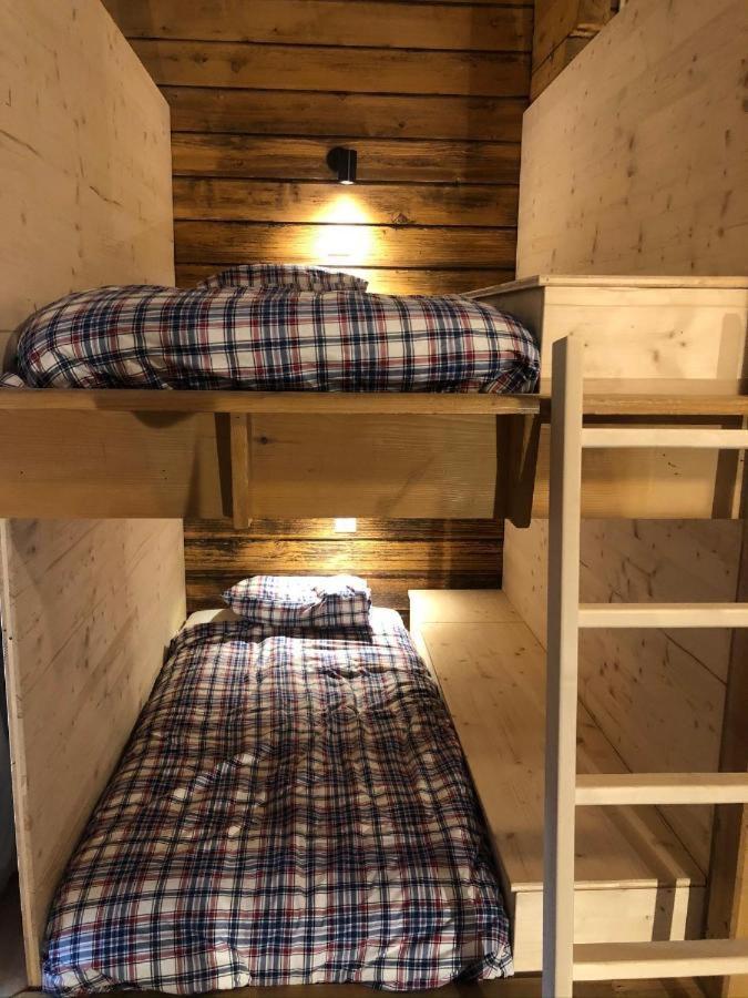 Freeride Hostel 莱斯·克洛塞特斯 外观 照片